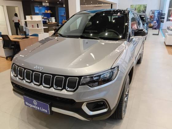 JEEP COMPASS 2.0 TD350 TURBO DIESEL LIMITED AT9 JEEP COMPASS 2.0 TD350 TURBO DIESEL LIMITED AT9